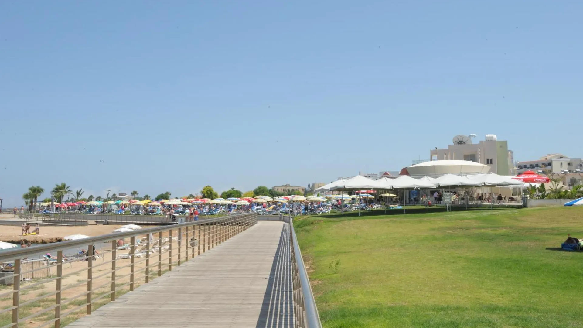 Polyxenia Isaak Luxury Villas And Apartments Protaras 0*,