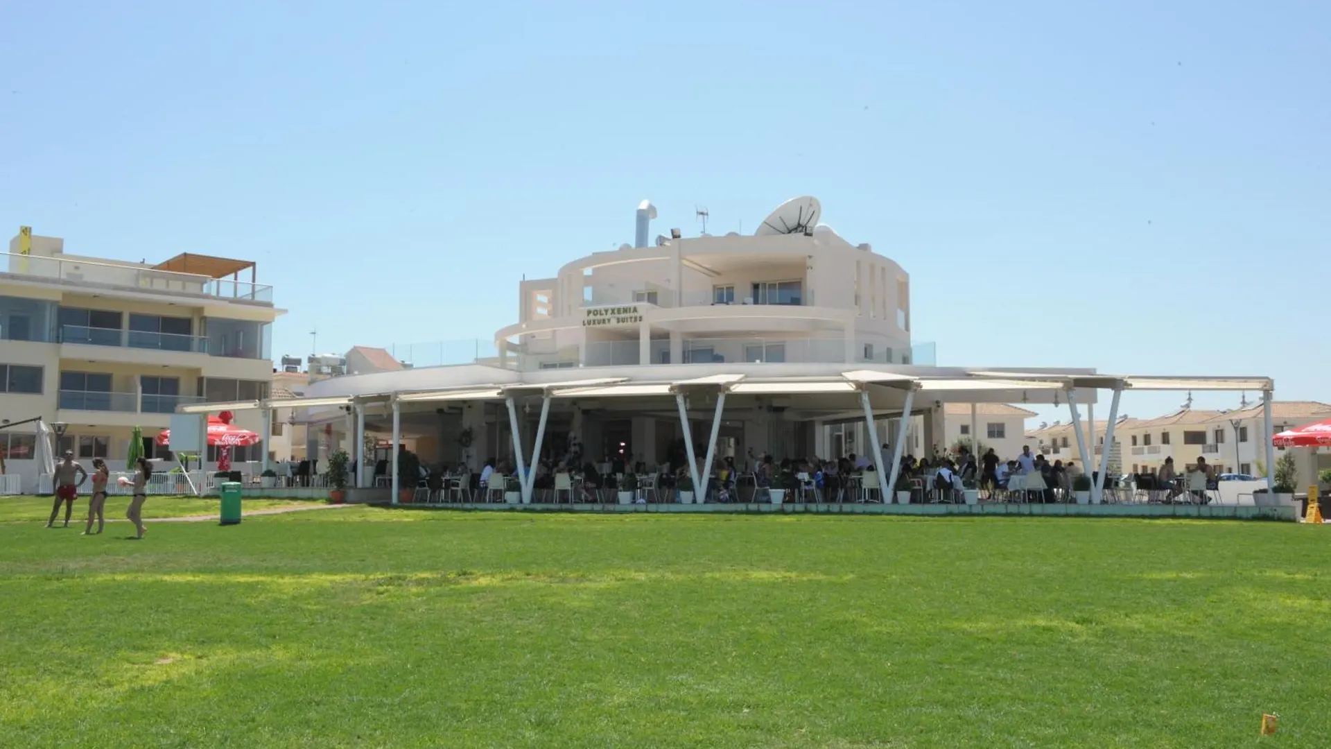 Polyxenia Isaak Luxury Villas And Apartments Protaras