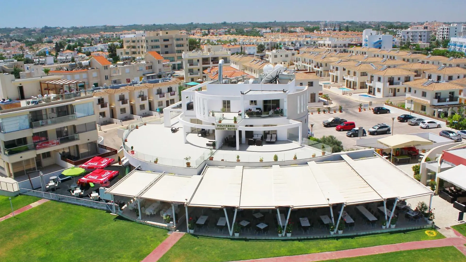 Polyxenia Isaak Luxury Villas And Apartments Protaras
