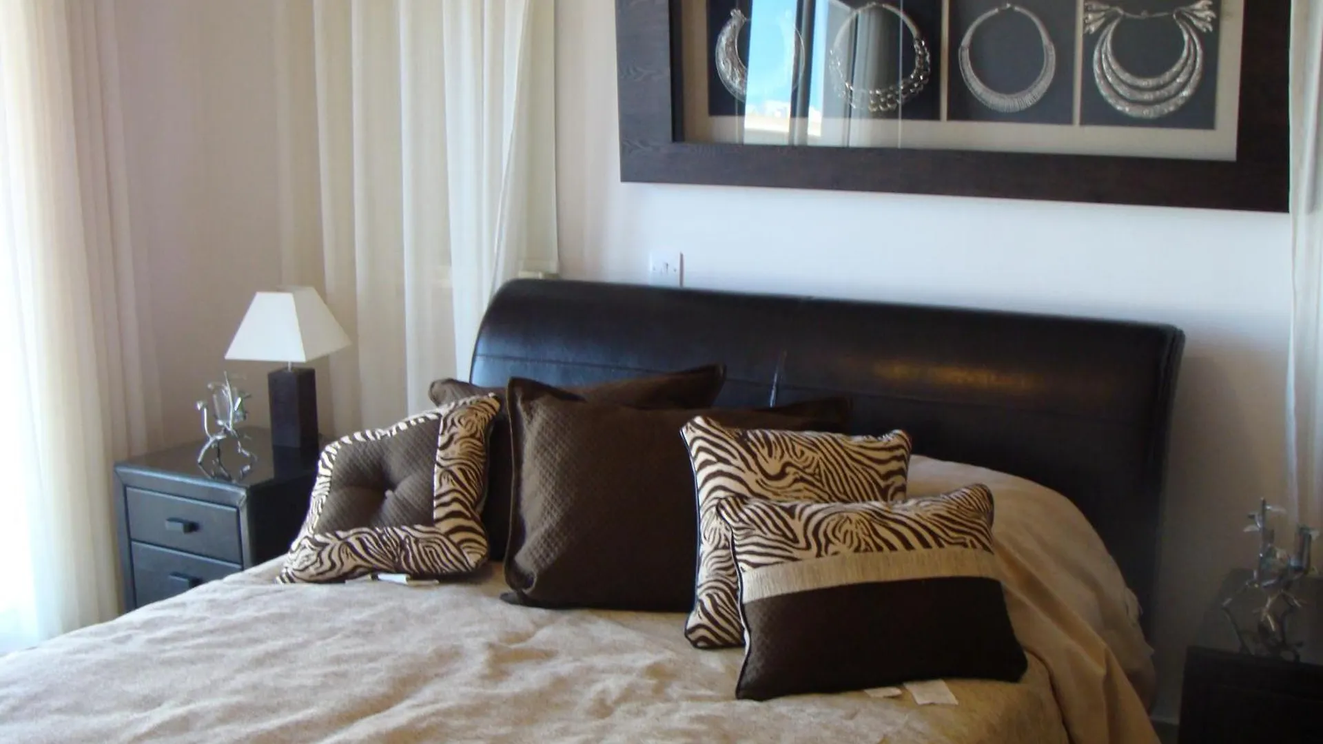 Polyxenia Isaak Luxury Villas And Apartments Protaras 0*,