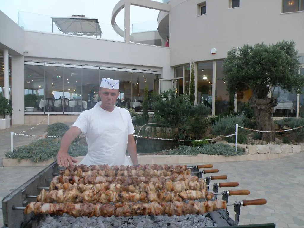 Polyxenia Isaak Luxury Villas And Apartments Protaras Cyprus