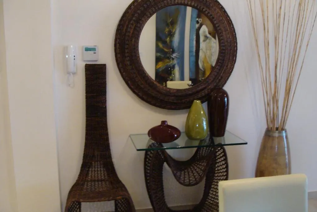Polyxenia Isaak Luxury Villas And Apartments Protaras 0*,