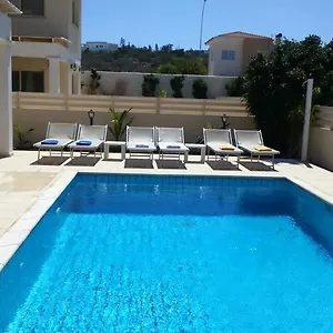 Anthorina 17 Villa