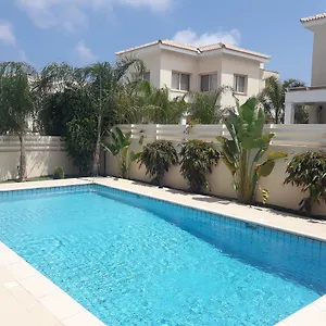 Anthorina 6 Villa